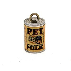 1939 NY World's Fair Advertising Premium Miniature Milk Soup Can Bracelet Charm